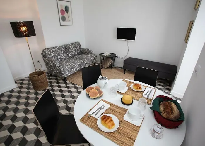 Place Of Moments Urban-suites Ponta Delgada