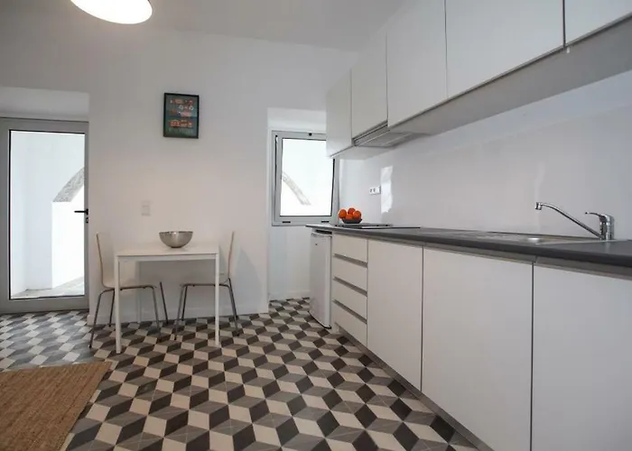 Place Of Moments Urban-suites Ponta Delgada