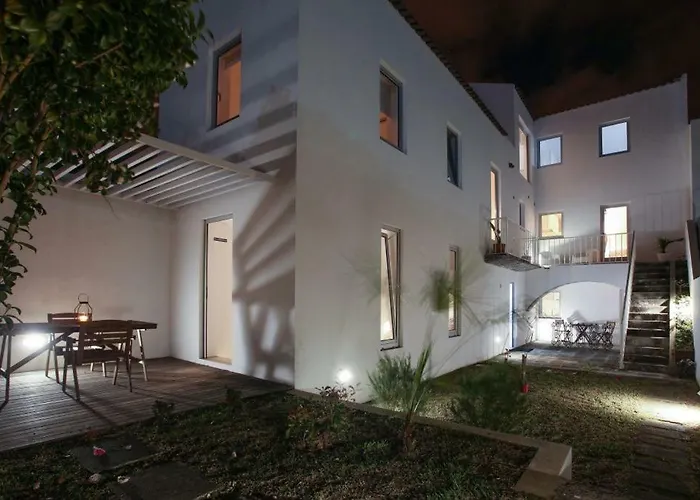 Place Of Moments Urban-suites 3* Ponta Delgada